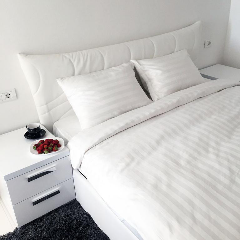 White Residence Luxury Apartments Sarandë Rom bilde