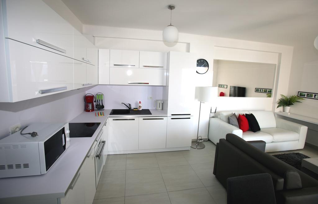 White Residence Luxury Apartments Sarandë Eksteriør bilde