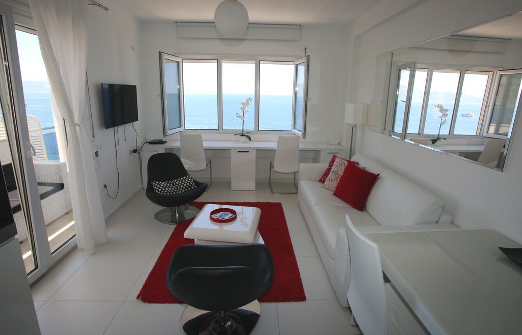 White Residence Luxury Apartments Sarandë Eksteriør bilde