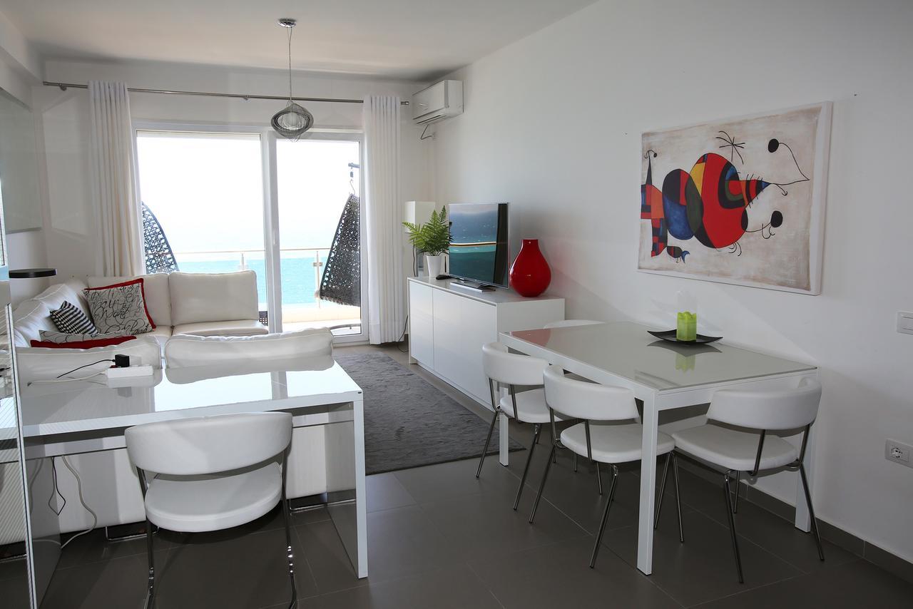 White Residence Luxury Apartments Sarandë Eksteriør bilde